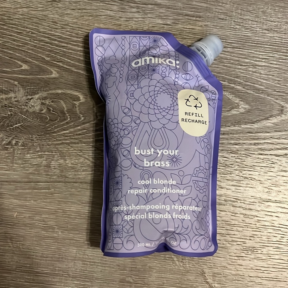 CONDITIONER: Amika bust your brass cool blonde